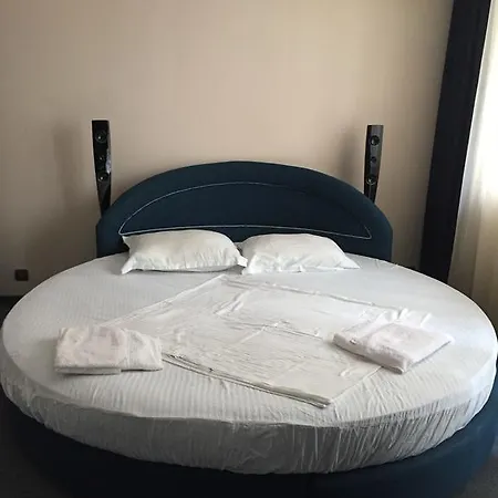 Alexandrov Residence Apartments * ネセバル