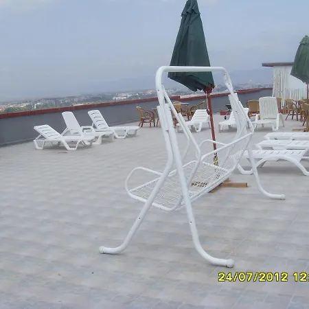 アパート Alexandrov Residence Apartments ネセバル